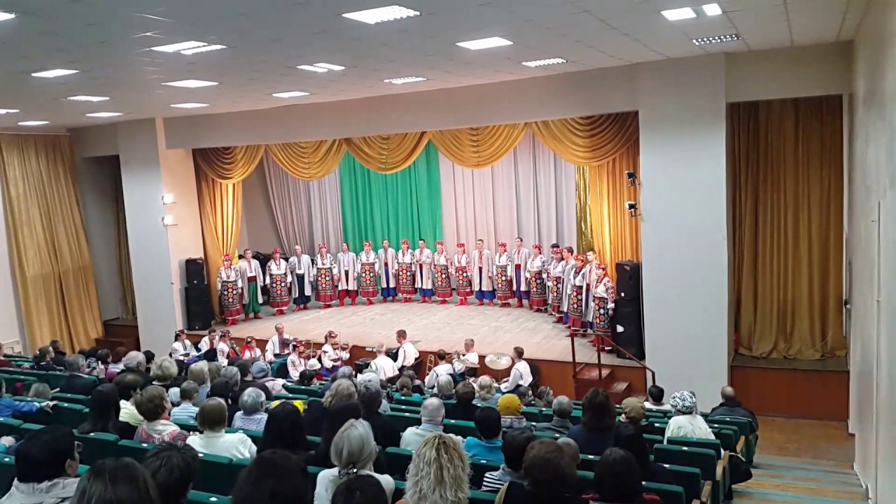Льонок художній керівник Іван Мартиненко