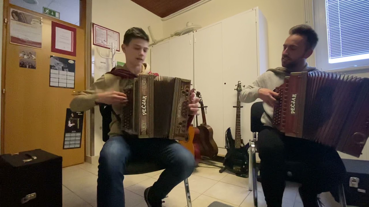 David in Gašper - Ples komarjev (N.Zajc)