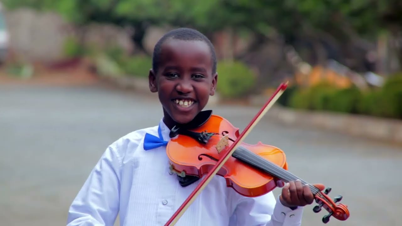 SAFARI YA WANA ISRAELI by Kurasini SDA Choir (Violin Cover) BARACK KAMAU(wandindi master)