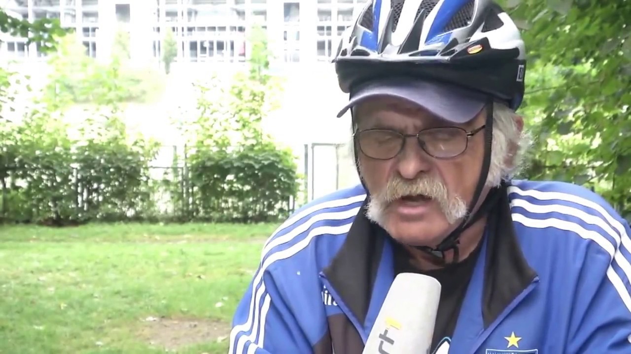 Helm-Peter - HSV-Kultfan über Peter Neururer