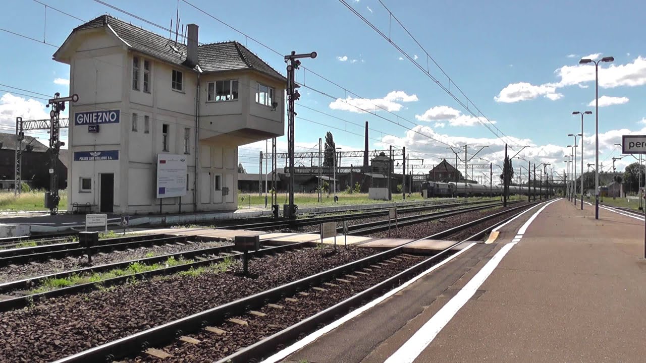 Gniezno dworzec PKP - Trzy pociągi towarowe