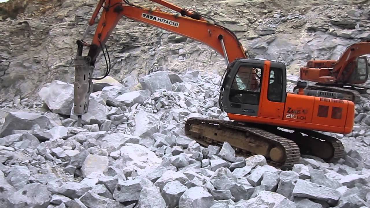 TATA HITACHI ZAXIS-210 LCH, WITH DAEMO DMB 210 ROCK BREAKER