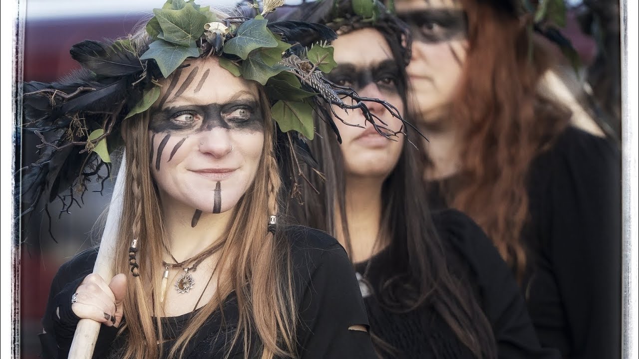 Vixana The Witch at The Fold Wassail 18.1.26