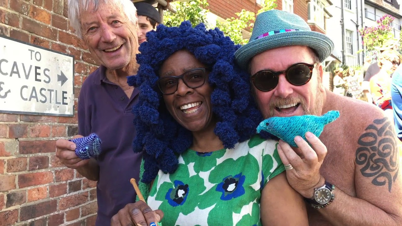 Knitting the Blues