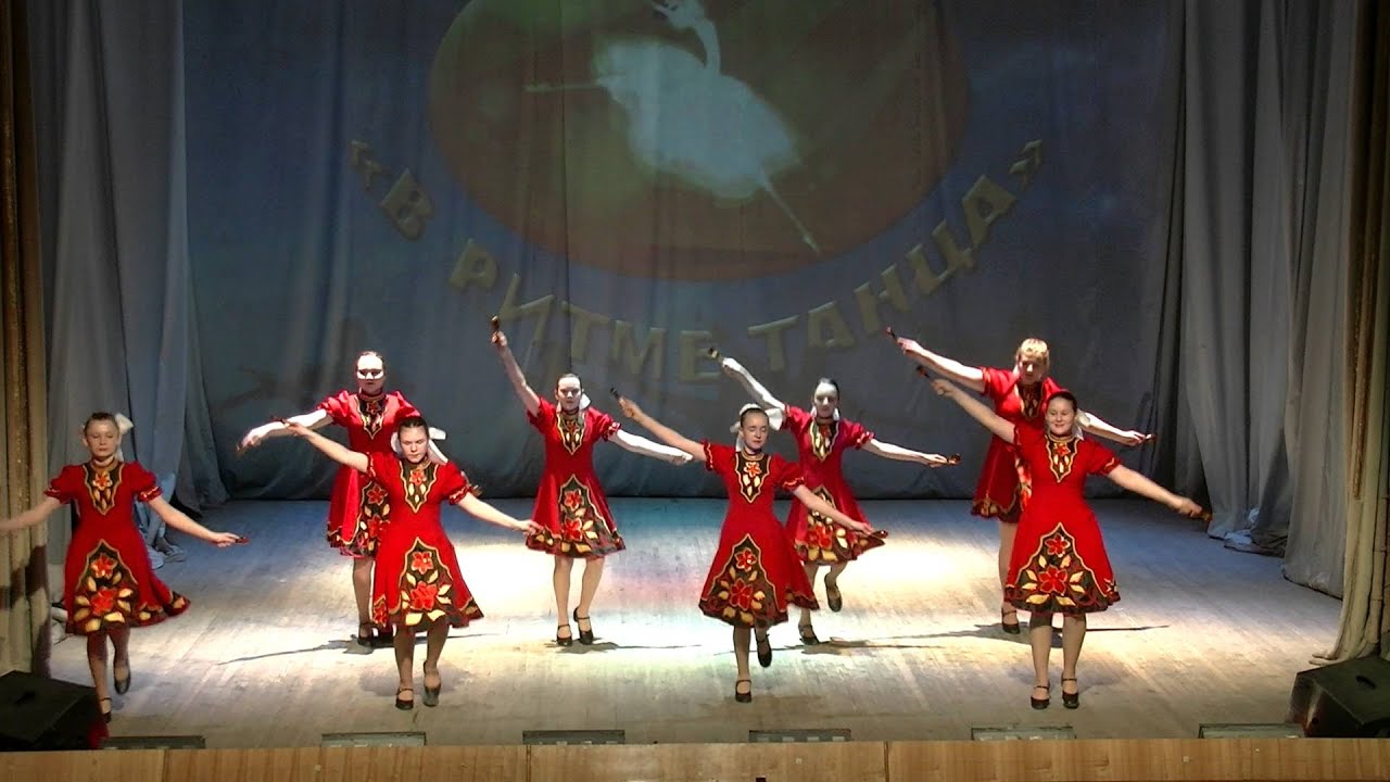 Танец с ложками, ансамбль 