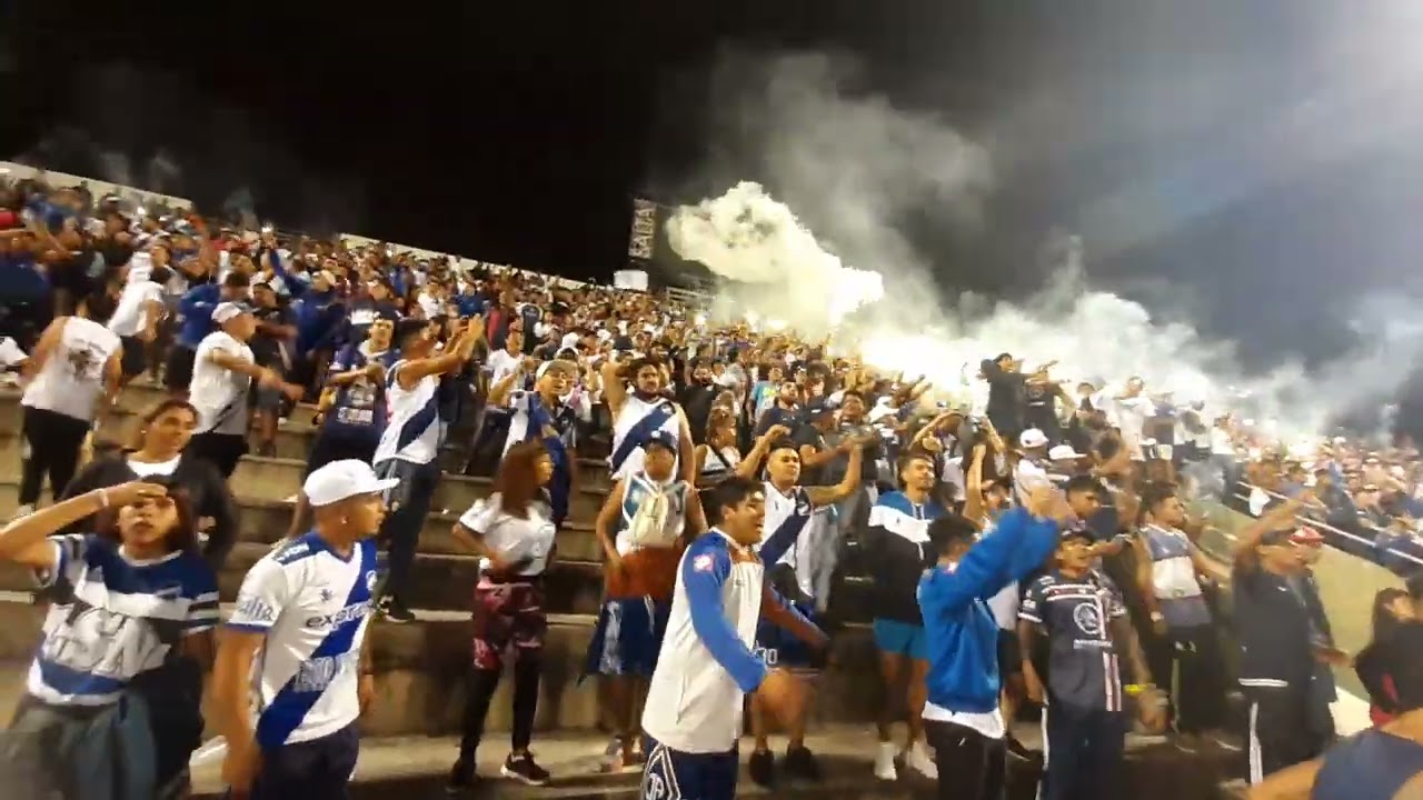 LA FIESTA EN LA TRIBUNA JUVENTUD ANTONIANA VS bella vista