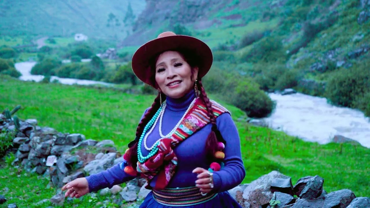 AZUCENA KANTARINA  Chucho qora Huayno Ancashino