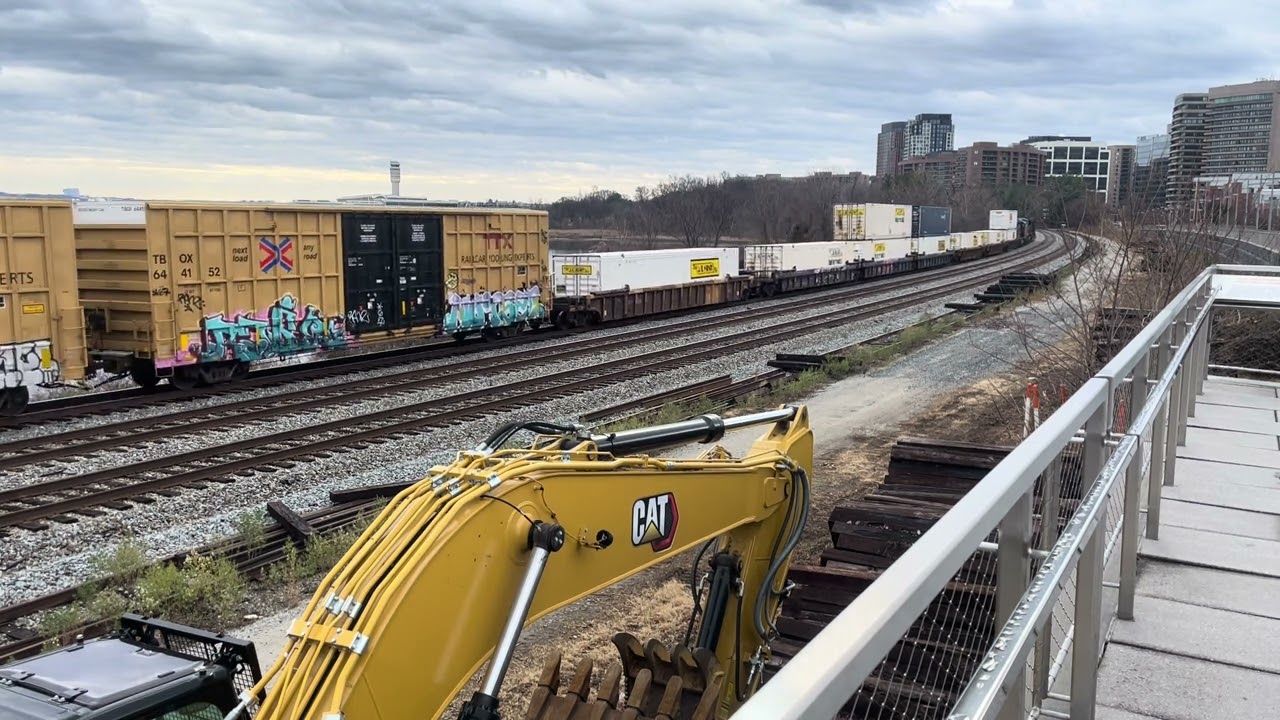 CSX 3467 plays Jingle Bell and leads a Mixed Freight train at Long bridge Park Arlington Virginia.