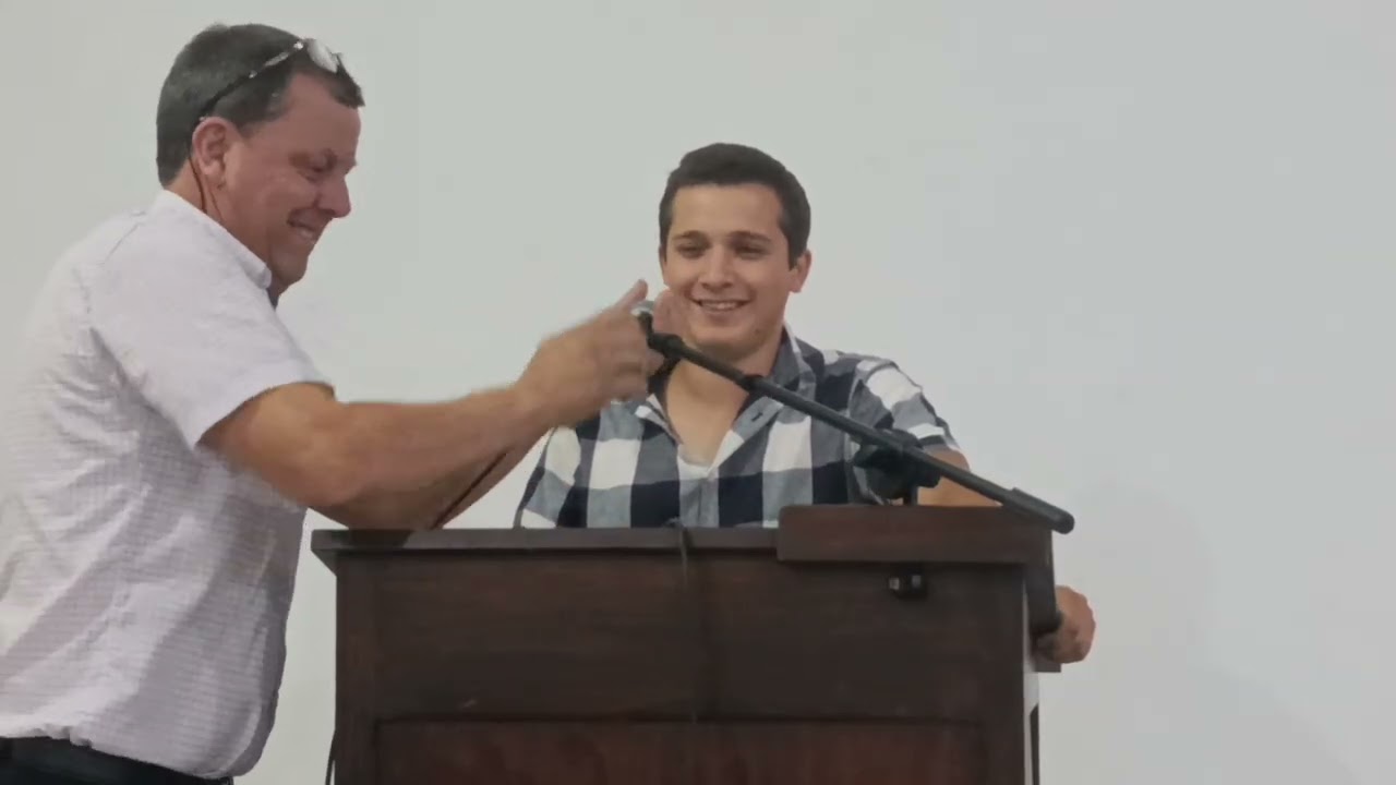 Cuando la iglesia ora Dios obra