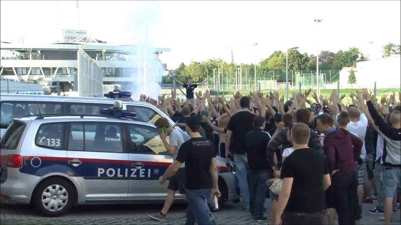 LASK Fans .....
