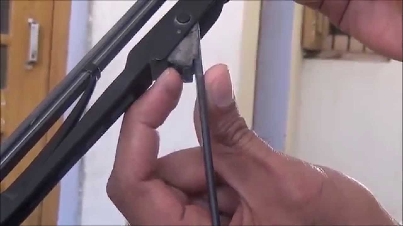 How to change Wiper Blade of Maruti Suzuki Alto / Swift / 800