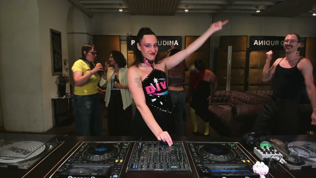 MABEL | Radio Rudina