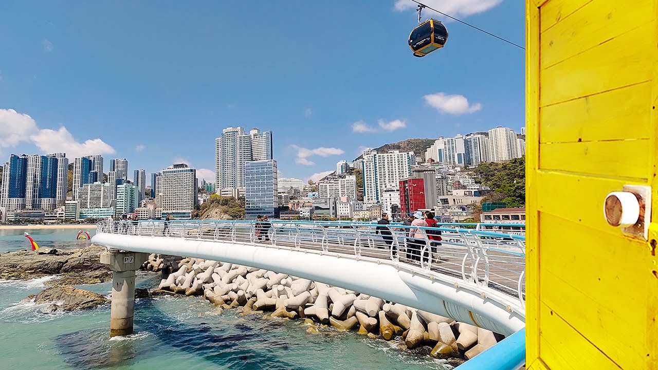 【4K Stroll】Songdo Cloud Trails - Busan - Korea / A Winding Promenade Floating Above the Sea