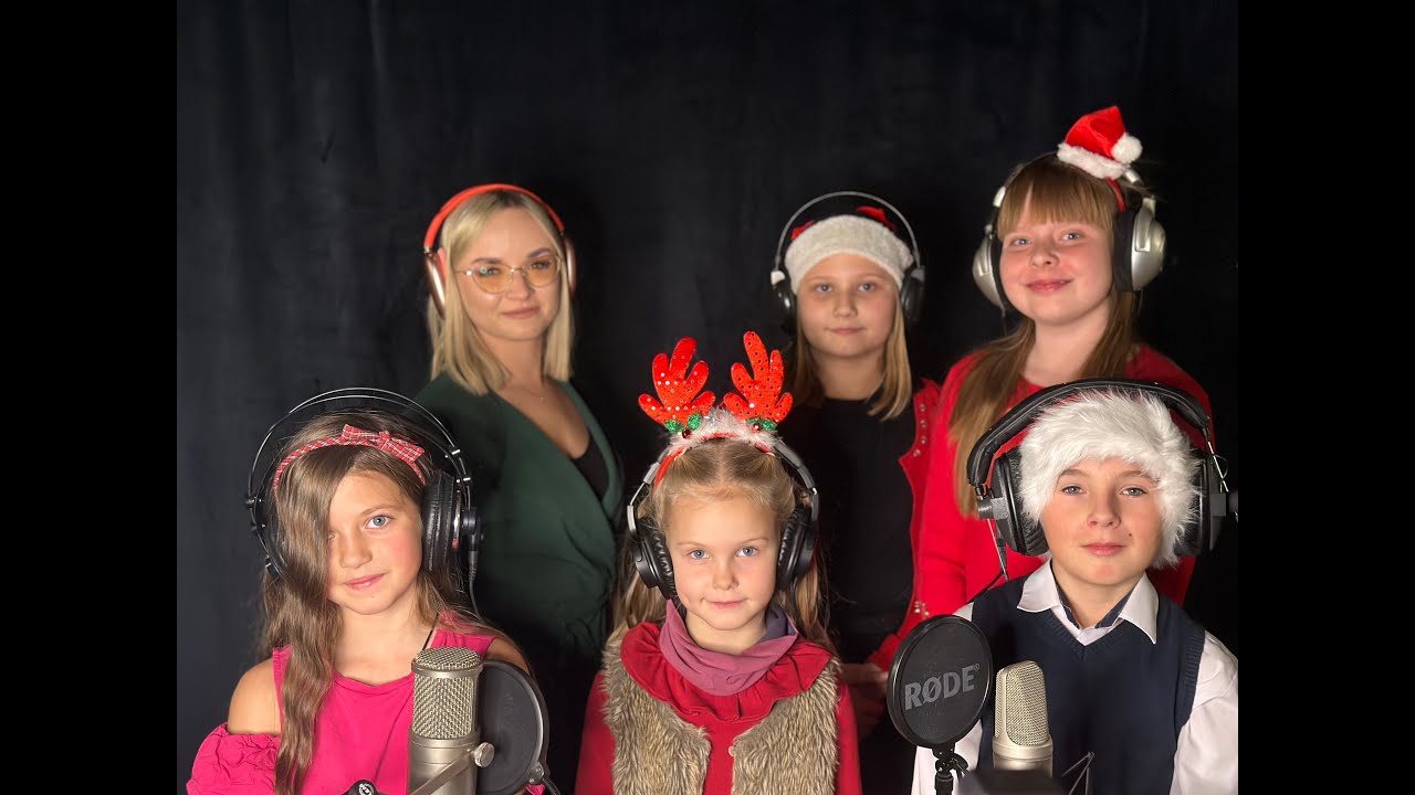 Marysia Korczyk i jej podopieczni - Gdy się Chrystus rodzi (Official video)