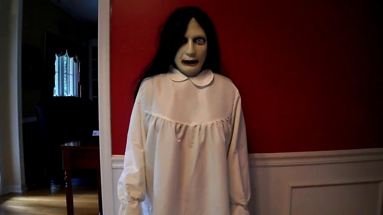 Gemmy 2006 Life Size Animated Donna the Dead Prop (1st gen.)
