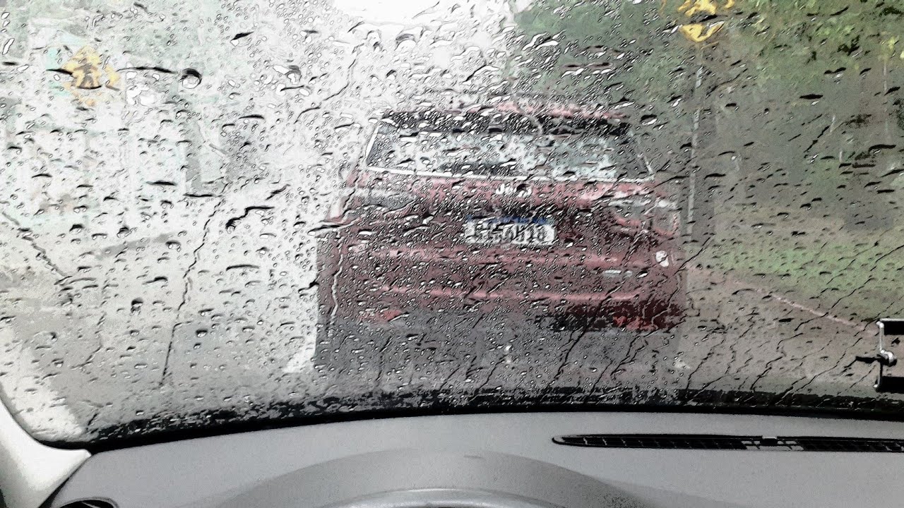 Teste com CHUVA FORTE! Palhetas Bosch AeroTwin.