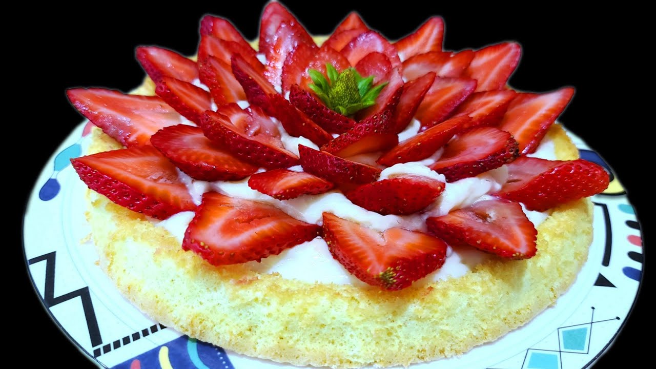 How to Make Classic FRENCH SPONGE CAKE With MOUSSELINE CREAM and STRAWBERRIES