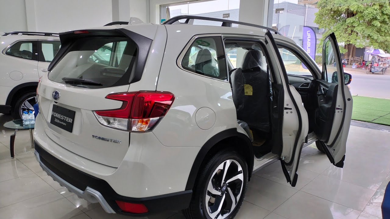 2023 Subaru Forester 2.0i-S ES - White Color | Exterior and Interior Detail.