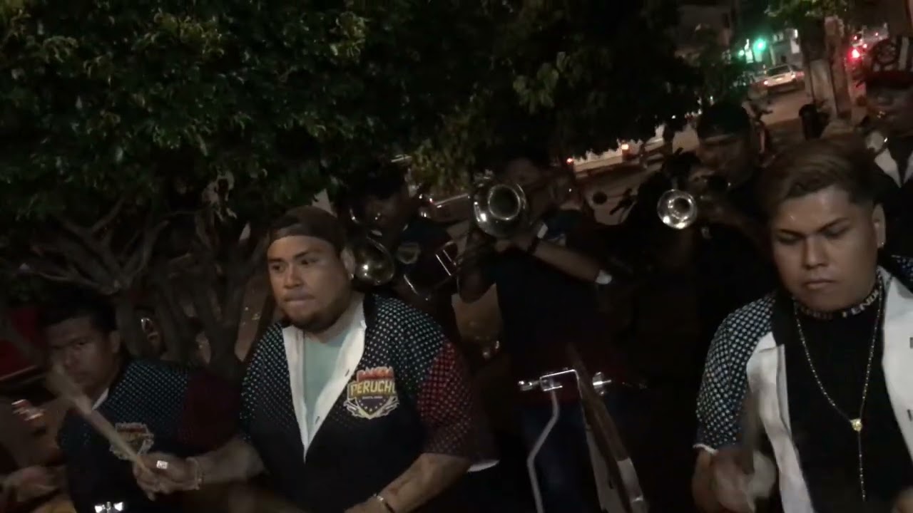 Banda Perucho show 1 2023