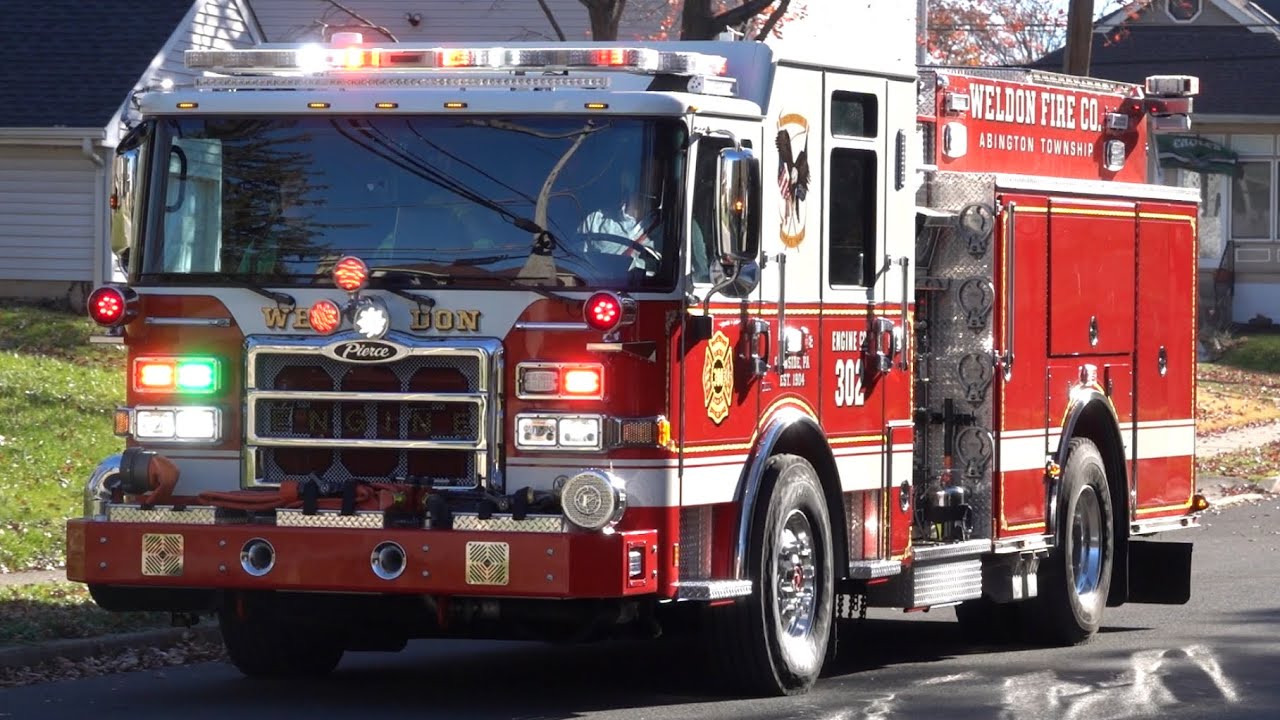 Weldon Fire Company Engine 302 Responding 11/20/23 (2)