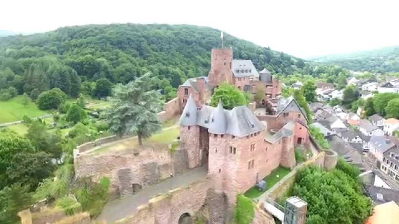 Burg Hengebach in Heimbach