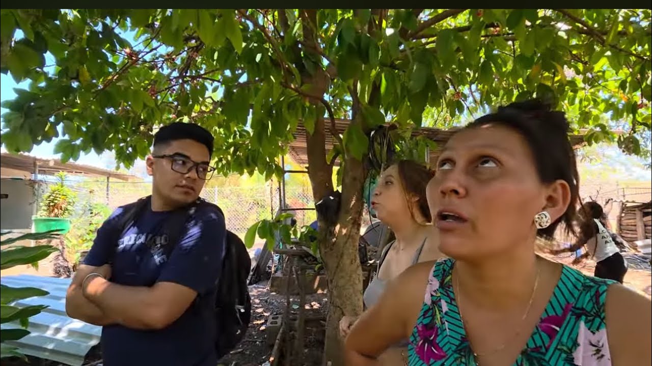Se enojan con chucha seca al escuchar lo que dijo de pey al mirar lo que hizo por ellos 