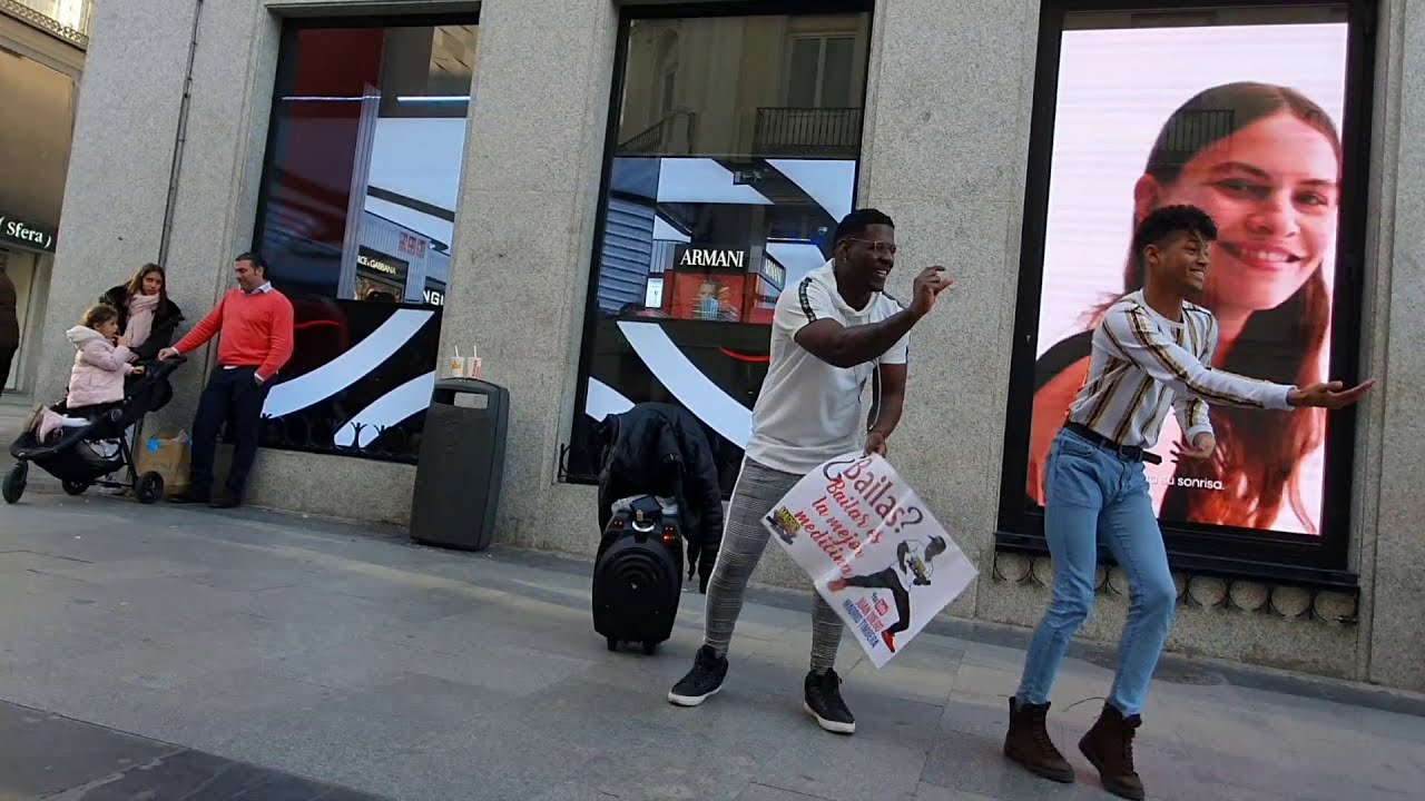 ”¡Imposible No Mirar! El Arte de Bailar de este a colombiano 🇨🇴Dejará Loco”  SALSA  cubana