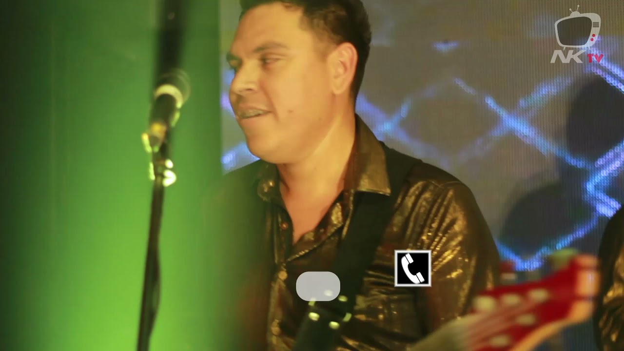 Nelson Kanzela Sal y agua