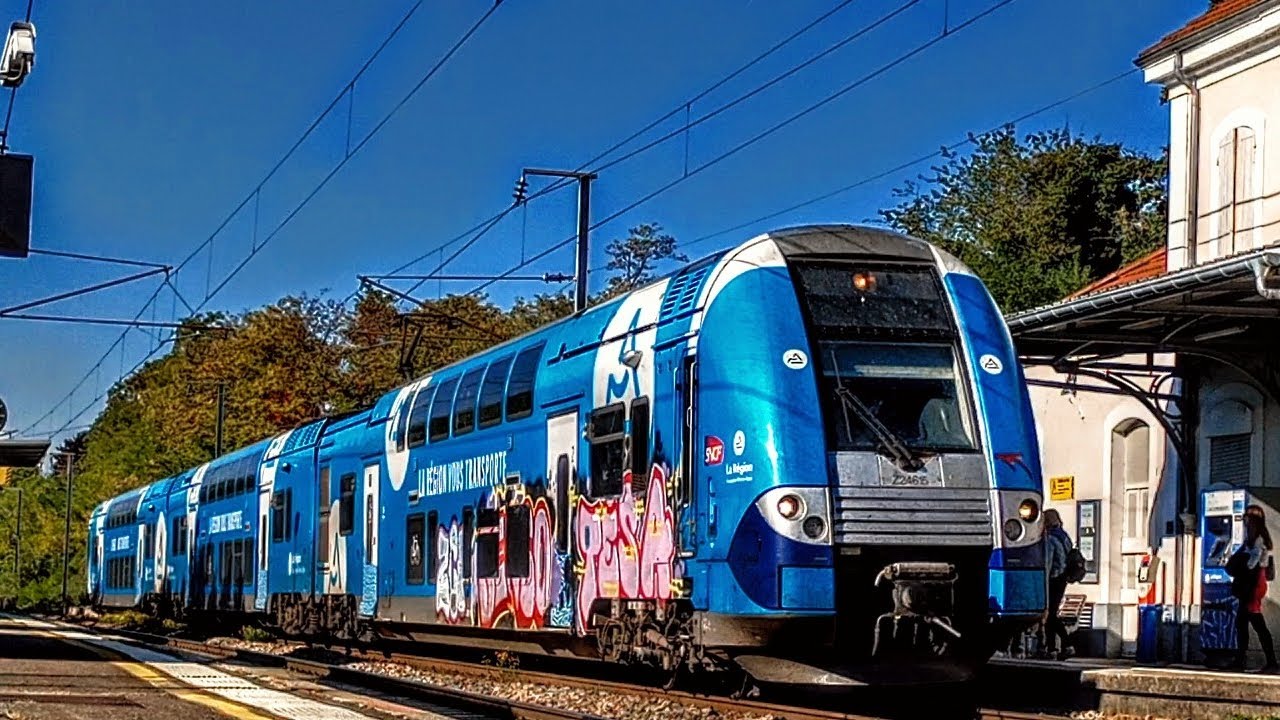 GPF n°87 : Trains En gare de Voreppe TER 2NNG, R, CORAIL, TGV INOUI, les coup de sifflet (38) 