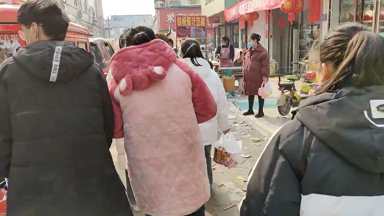 中国　江蘇省　農村　県城　鎮　商店街　風景　商城