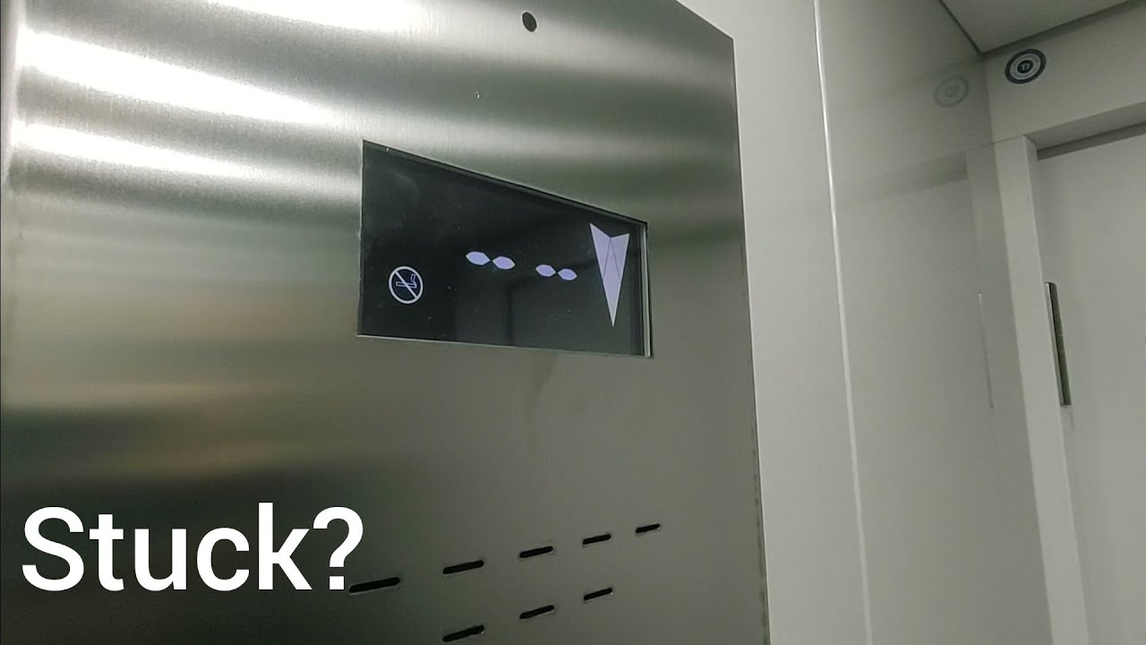 Problem with the Brand New 2023 Otis Gen2 Life? traction elevator @Primary School, Ostredková street