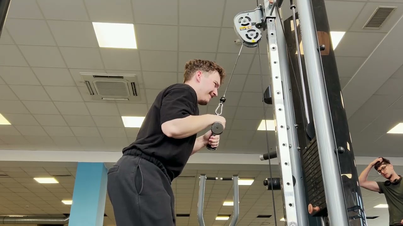 Cut Day 31 - Arms + abs