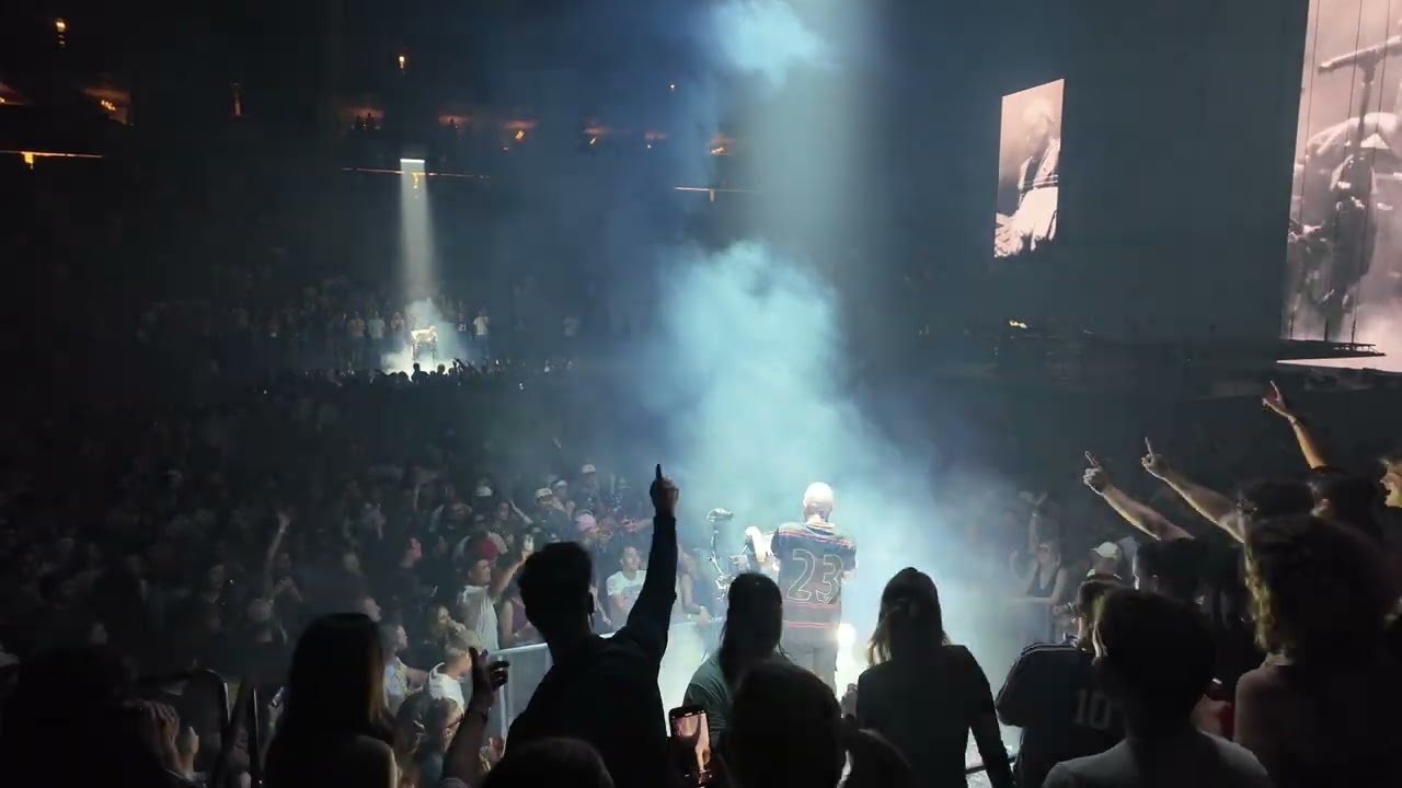 Fred Again.. - flex fm (freddit) w/ vent (Minneapolis MN Target Center 09/24/24)