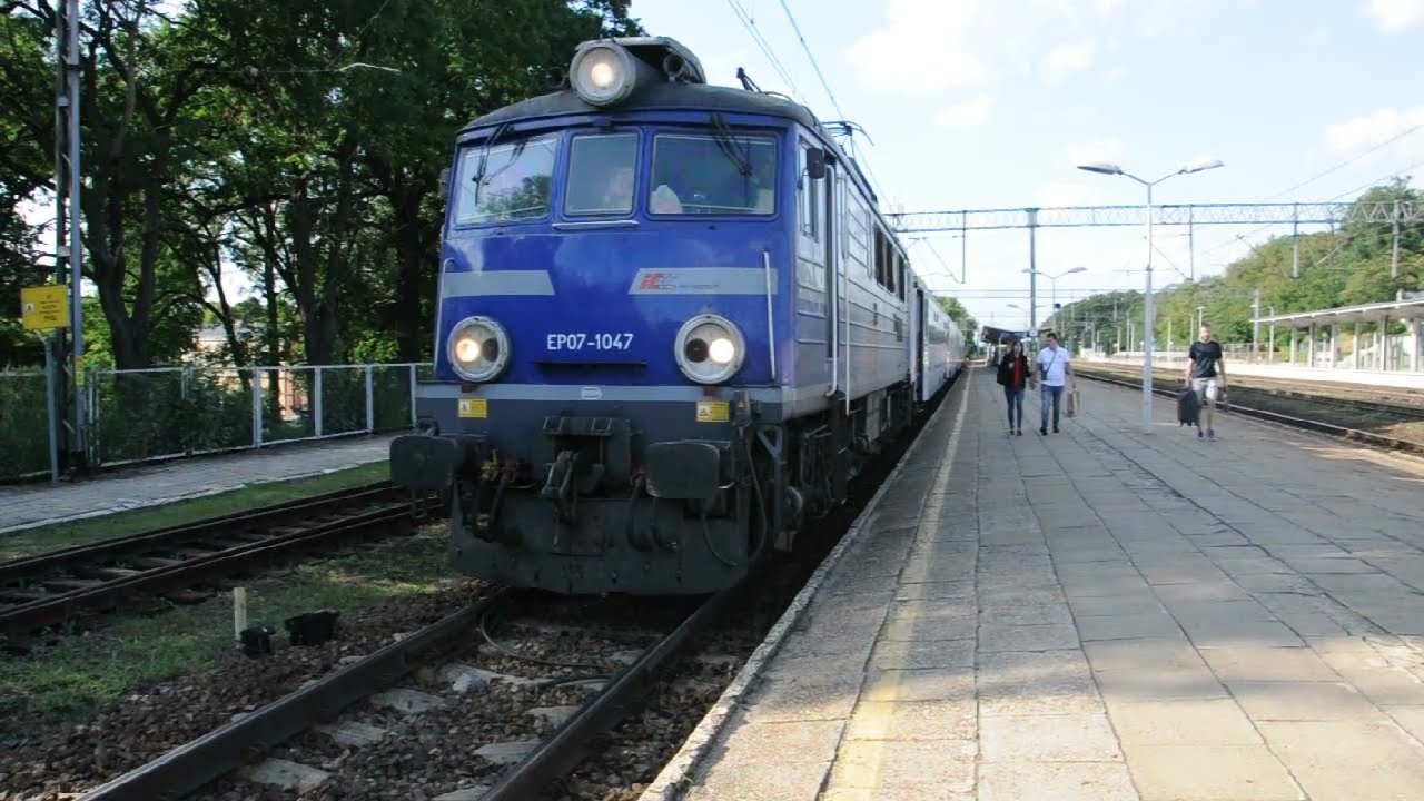 Przejazdy pociągów przez stację Gryfino