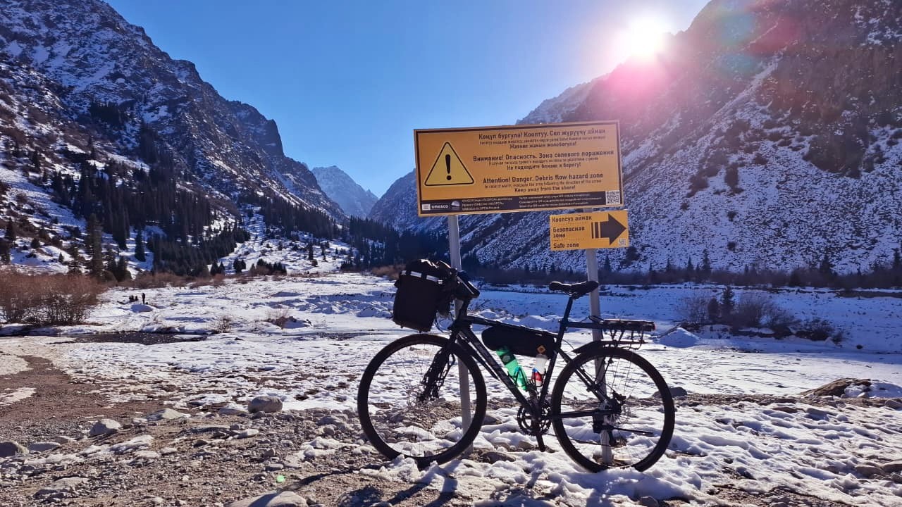 From Ala-Archa National Park to Bishkek by bicycle in 52 minutes. Kyrgyzstan. June 2025.