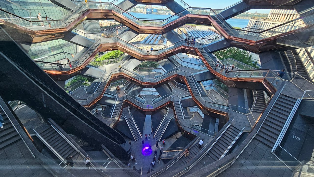 The inside of hudson Yards Vessel is truly amazing 😍 KefamC 