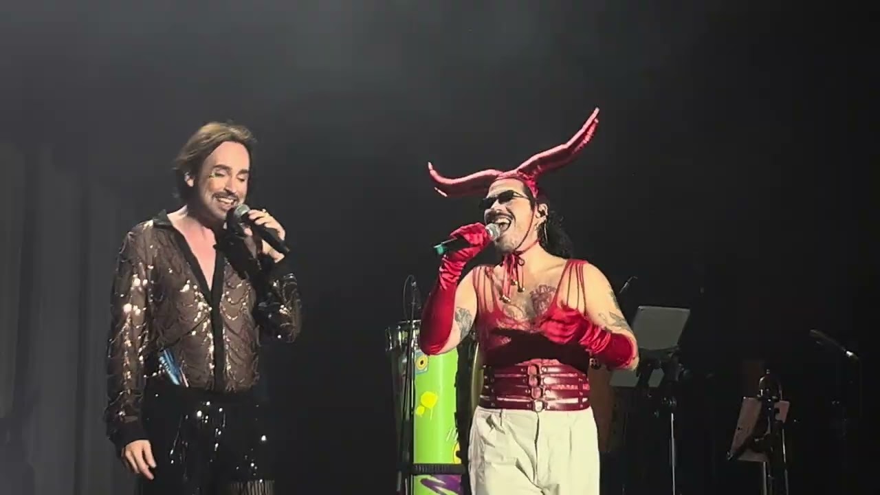 Larga esse boy com Jader e Johnny Hooker no bloco do Johnny Hooker na Casa Natura 24.01.2026