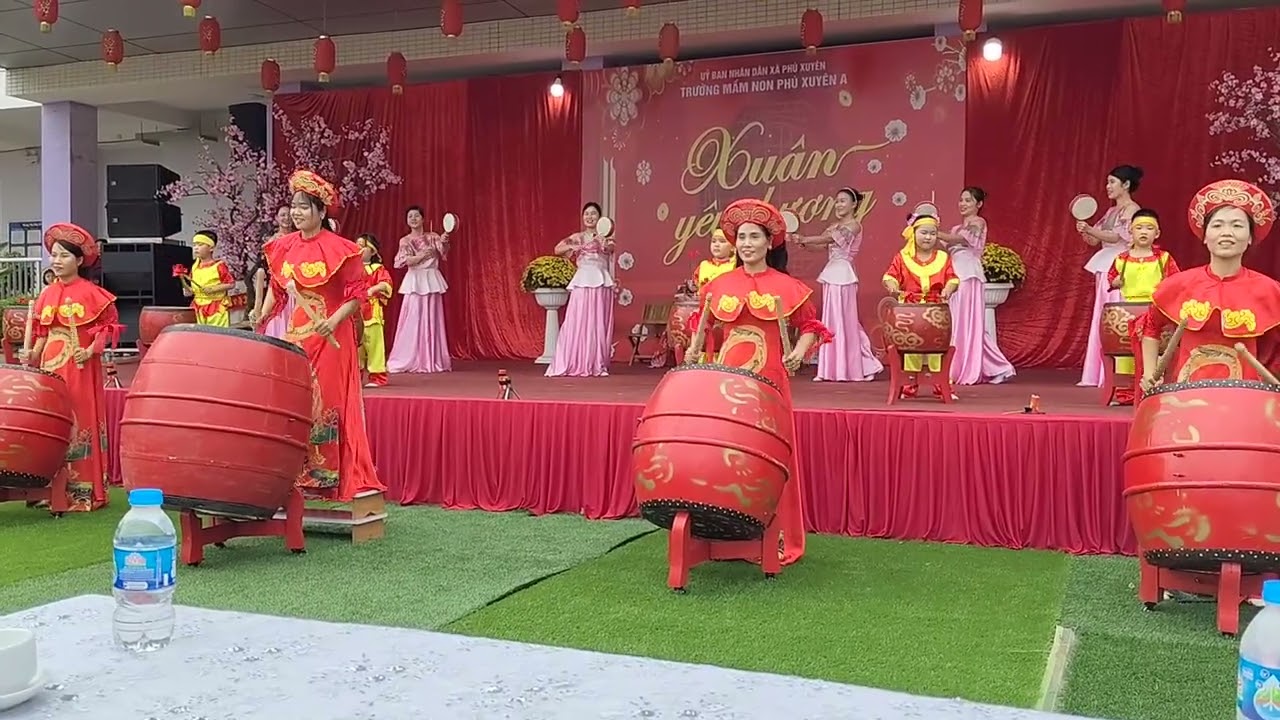 Múa Trống khai hội