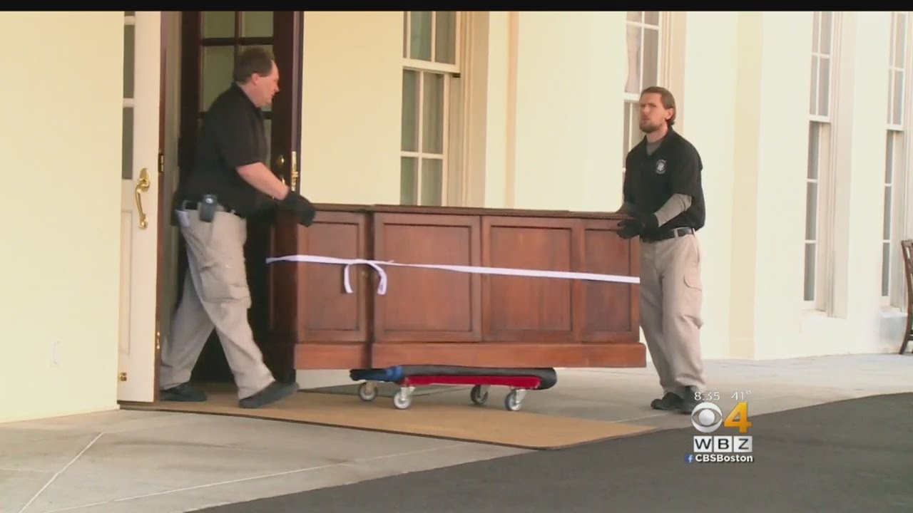 Controlled Chaos At The White House On Moving Day