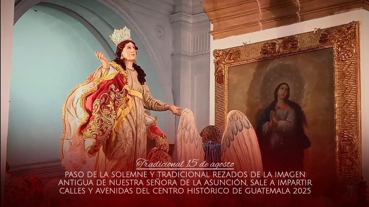 Salida de la tradicional procesión de nuestra señora de la Asunción de catedral metropolitana 2025