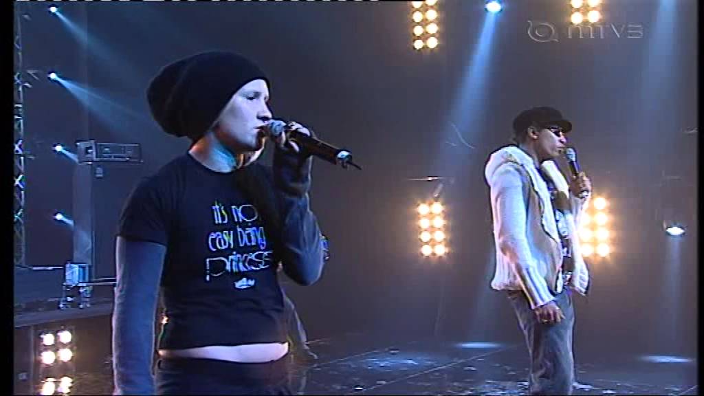Kwan - Decadence of the Heart (Live at Telvis 2004)