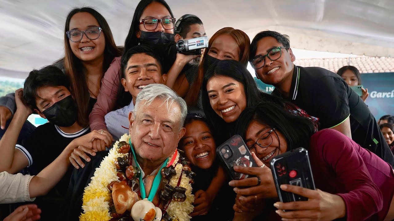 Inauguración de la Universidad para el Bienestar Benito Juárez García, desde Chilchota, Michoacán