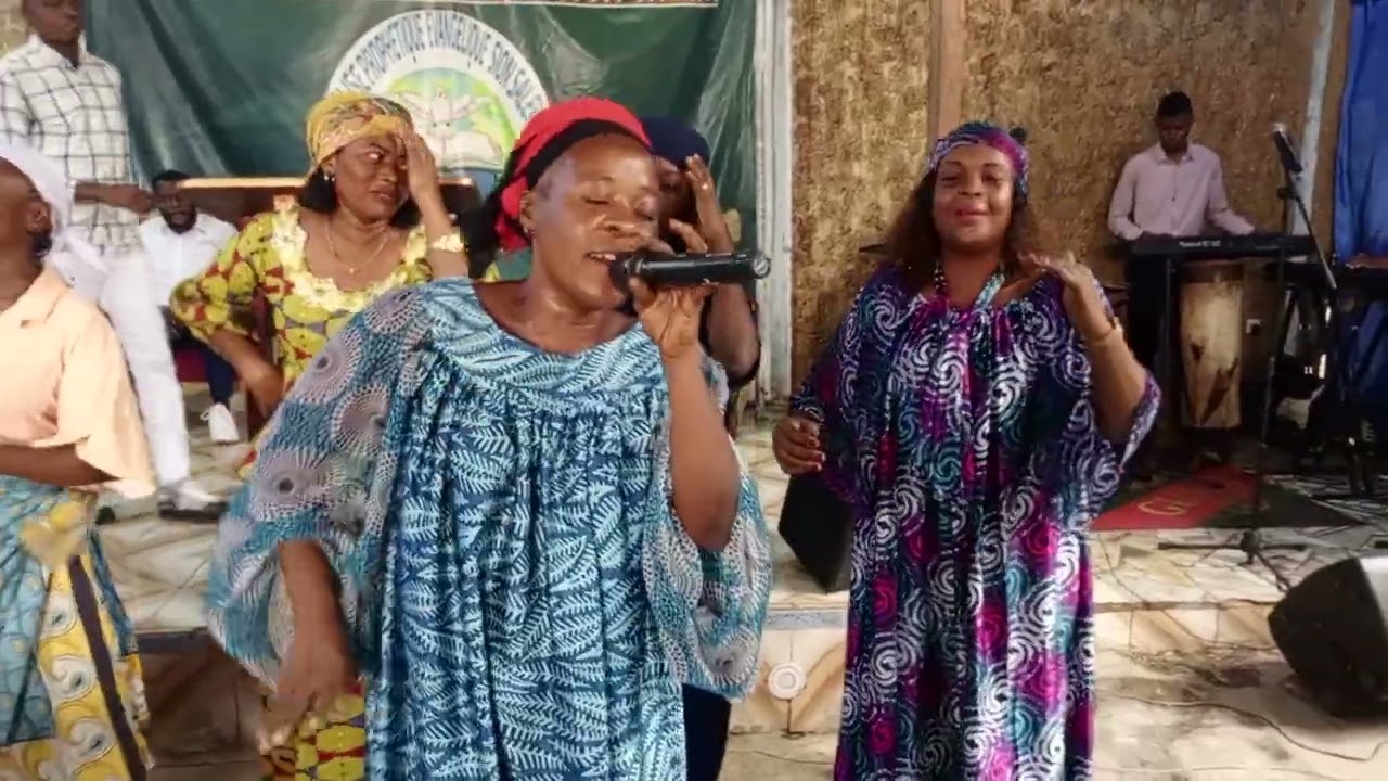 Groupe Asafa sion dans ses oeuvres ( plusque les anges👼👼)