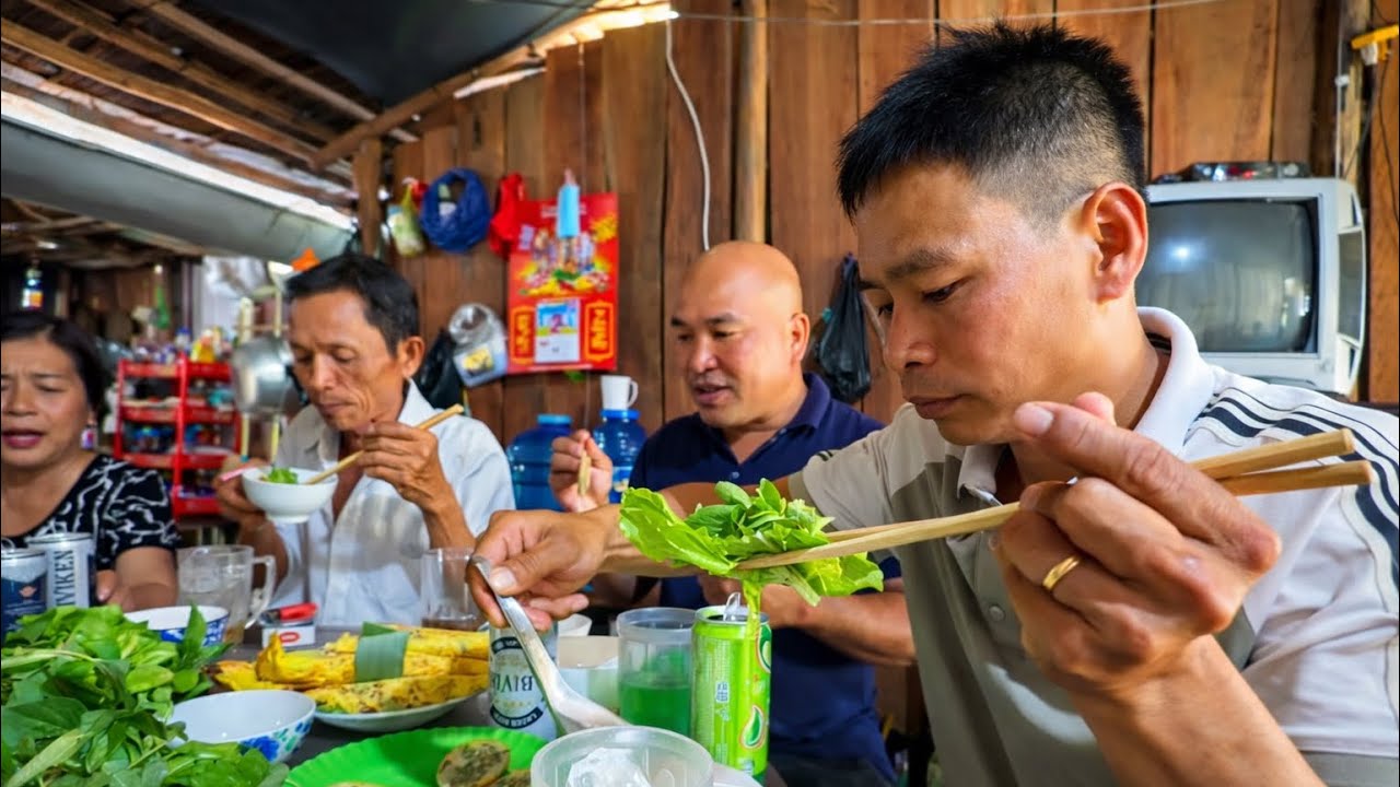 ANH MẾN VÀ GIA ĐÌNH ĐÃI SƠN RẤT NHIỀU MÓN NGON ĐẶC SẢN 