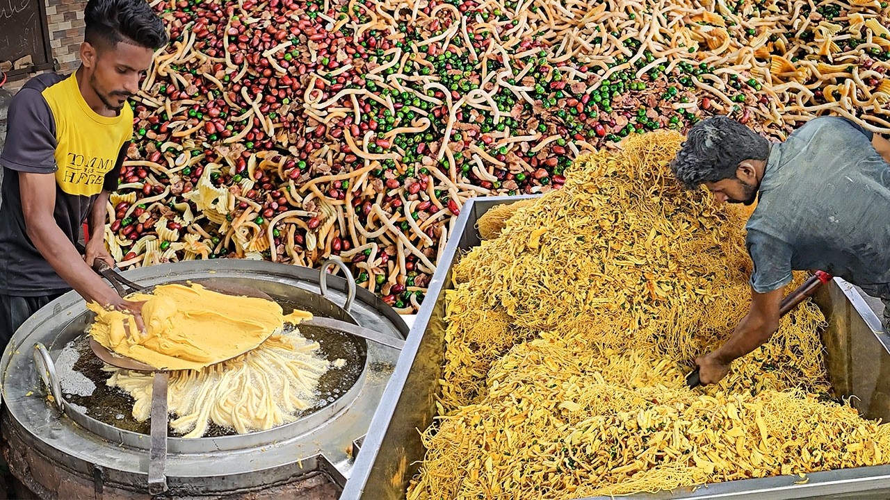 Crispy Nimko Making Factory | Mix Namkeen & Sev Production Process | Tea-Time Snacks Food Processing