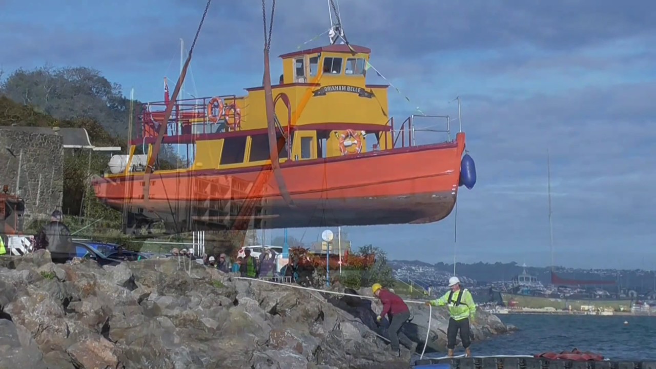 'Brixham Belle' and 'Clipper' Winter Lift-Out 20/10/2016