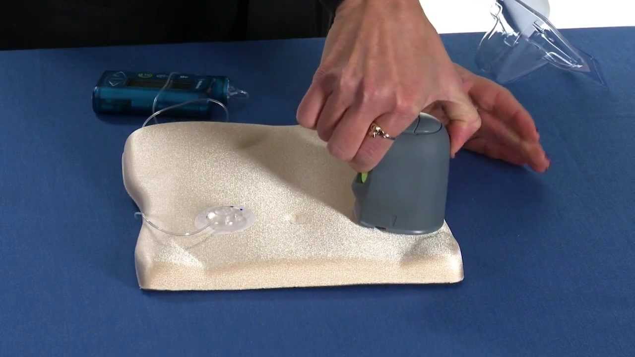 MiniMed 530G with Enlite: How To Fill the Reservoir, Insert a Quick-set and Insert the CGM Sensor