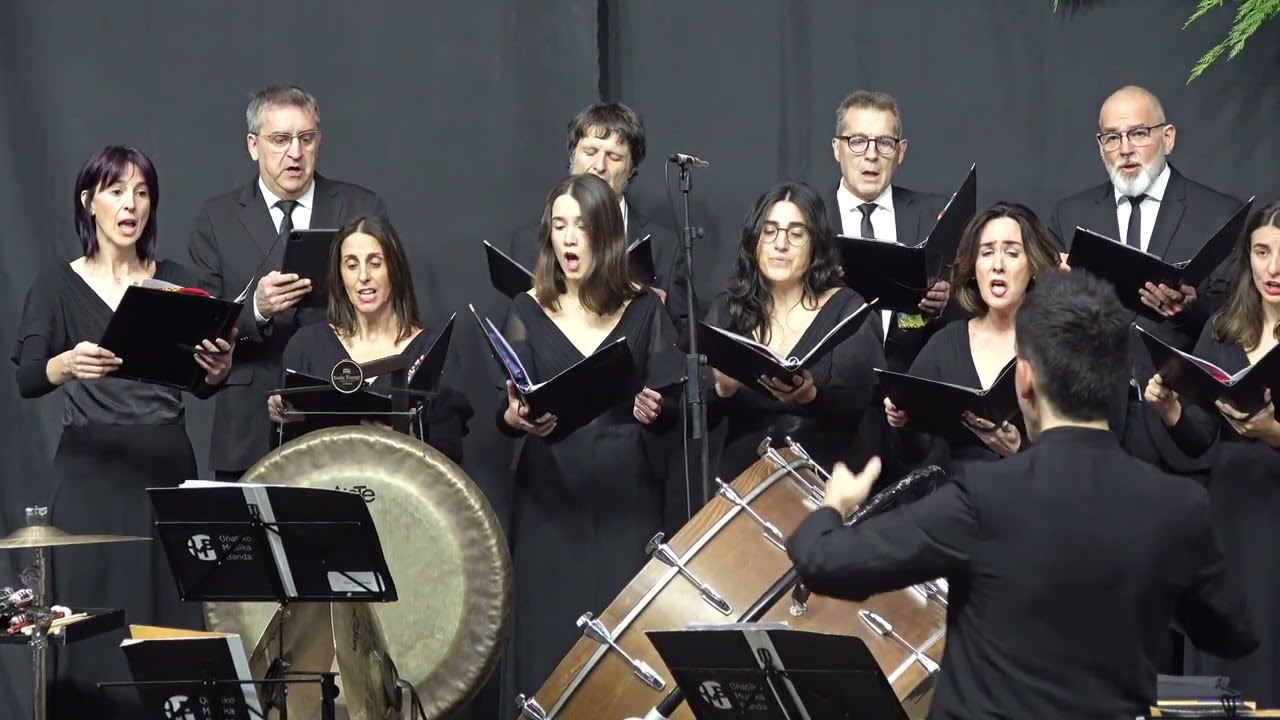 2025/12/21 GANBARA ABESBATZA.-
