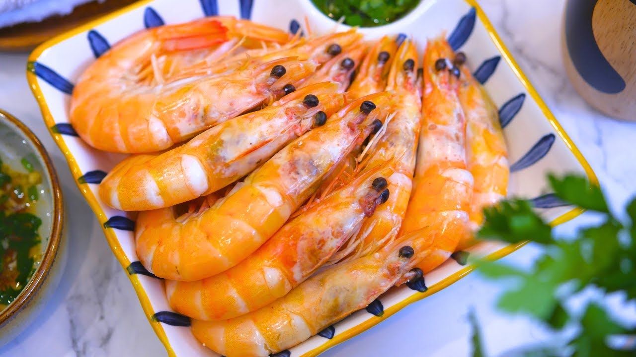 Cantonese Favorite - White Boiled Shrimp (Bak Cheok Har)