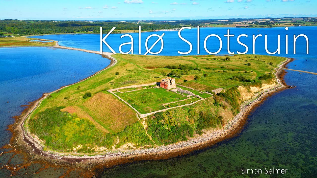 Kalø Slotsruin - 4K Drone Video